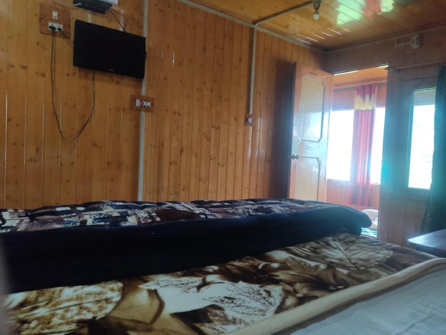 Roseland Cottage , Gulmarg Eksteriør billede