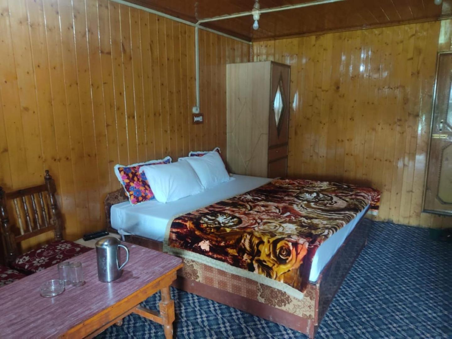 Roseland Cottage , Gulmarg Eksteriør billede